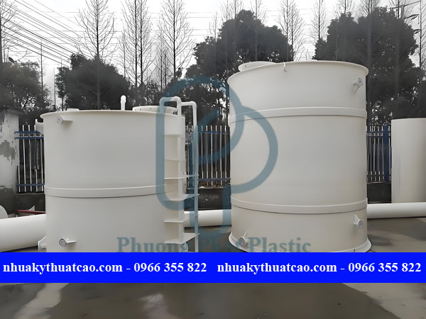 CHEMICAL PLASTIC TANK 5M3